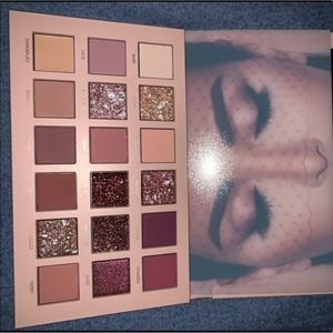 The New Nude Eyeshadow Palette